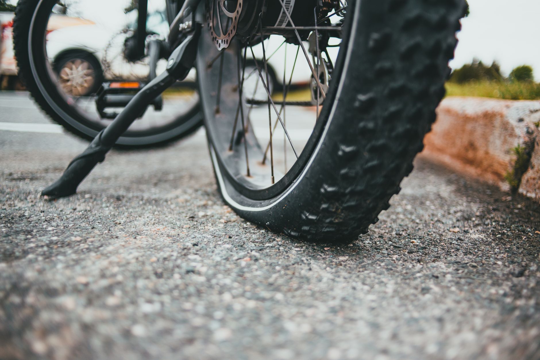 Étape 1 pour calculer la bonne pression pneus VTT : construire une base cohérente — manomètre pression pneus VTT