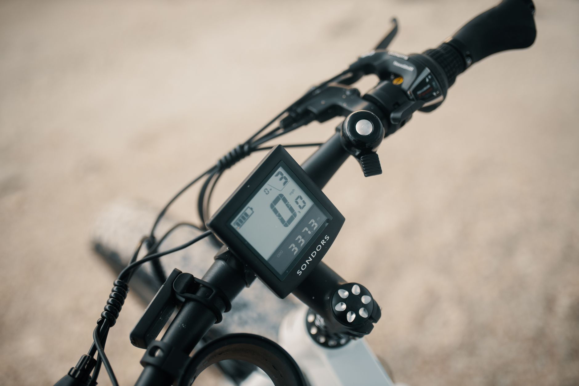 Écran de vélo électrique qui ne s’allume plus : vérifier l’alimentation avant tout — écran de vélo électrique éteint