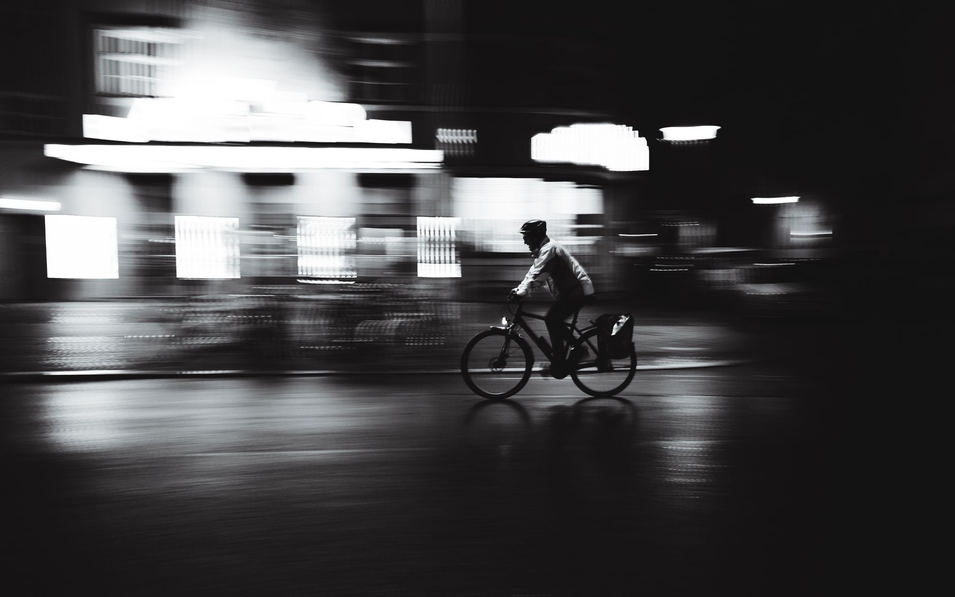 Feu clignotant interdit à vélo la nuit : décryptage précis du code de la route — vélo avec feu clignotant la nuit