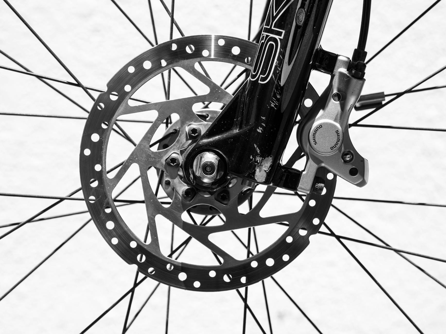 Freins à disque vélo : comprendre le fonctionnement pour mieux régler — outils d'entretien freins à disque vélo