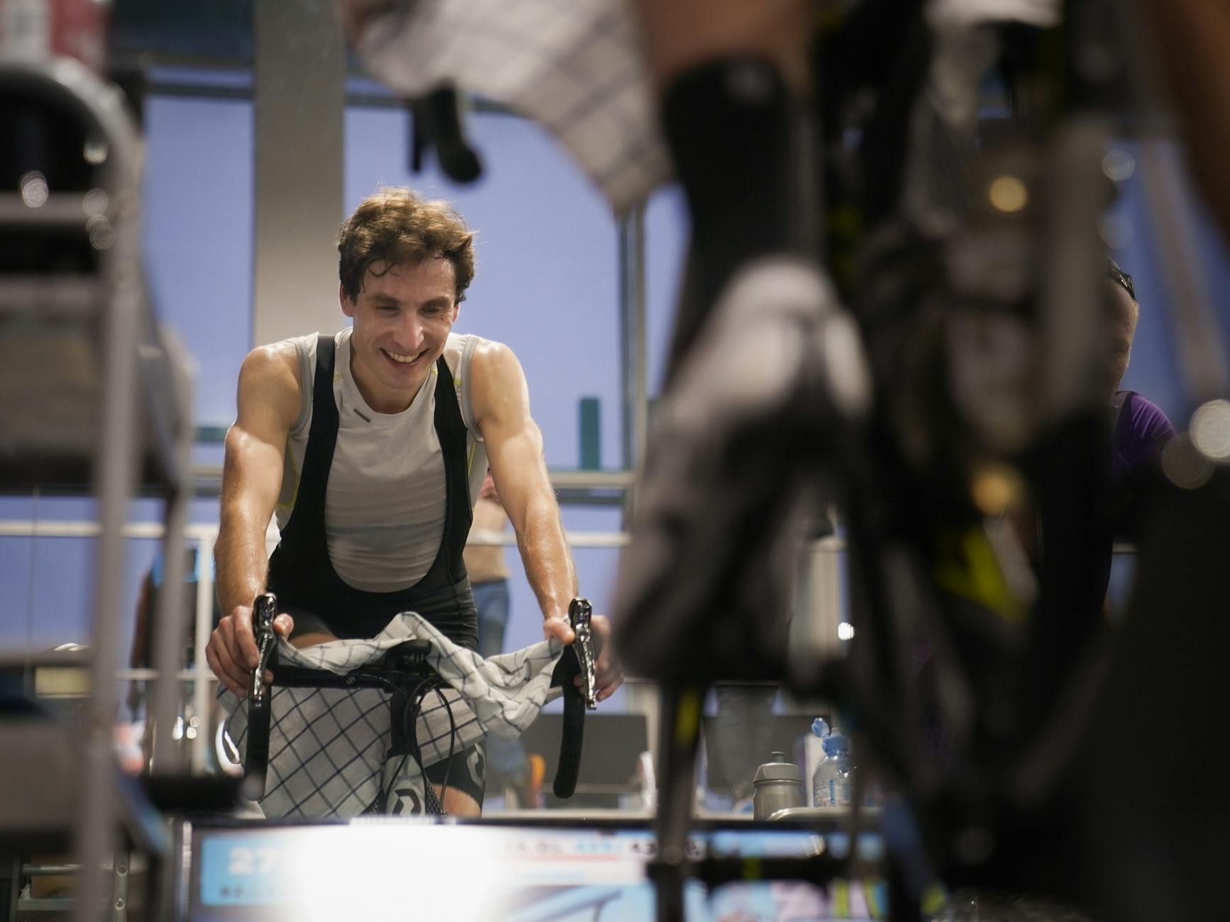 Home trainer vélo : panorama des grandes familles et premiers repères de choix — installation home trainer vélo