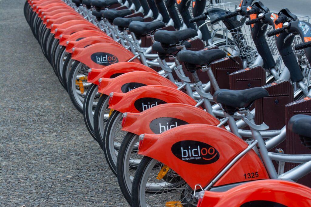 Louer une bicyclette en France — location de vélo rue ville France