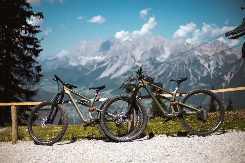 Vélo de route ou VTT — comparaison vélo de route VTT